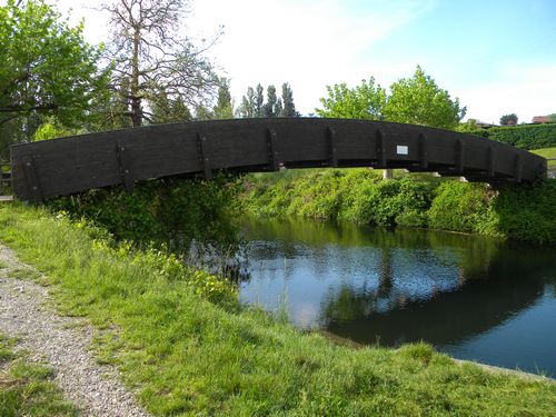 ponte sul fiume Bardello a Gavirate